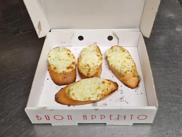 Garlic Bread with Cheese